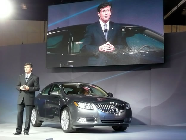 Buick presenta el nuevo Regal 2010 en el Salón de los Ángeles 2009