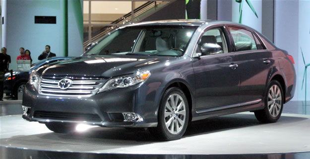 Toyota Avalon 2011 debuta en el Salón de Chicago 2010