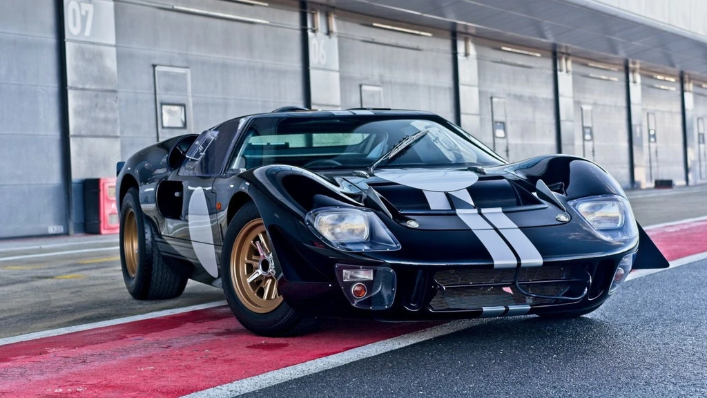 Este Ford GT40 es eléctrico y tiene más de 800 hp