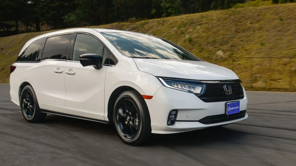 Honda Odyssey Black Edition 2023 a prueba, conoce el consumo de la minivan más deportiva de México