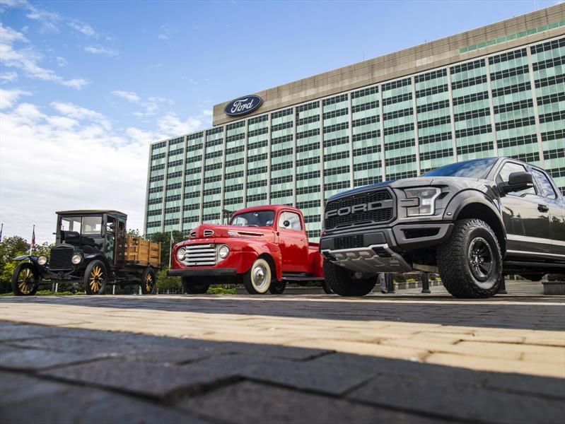 Hace 100 años Ford vendió su primera pickup