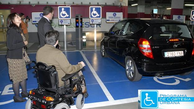 Cómo obtener un tarjetón para los autos de personas con discapacidad en el  DF?