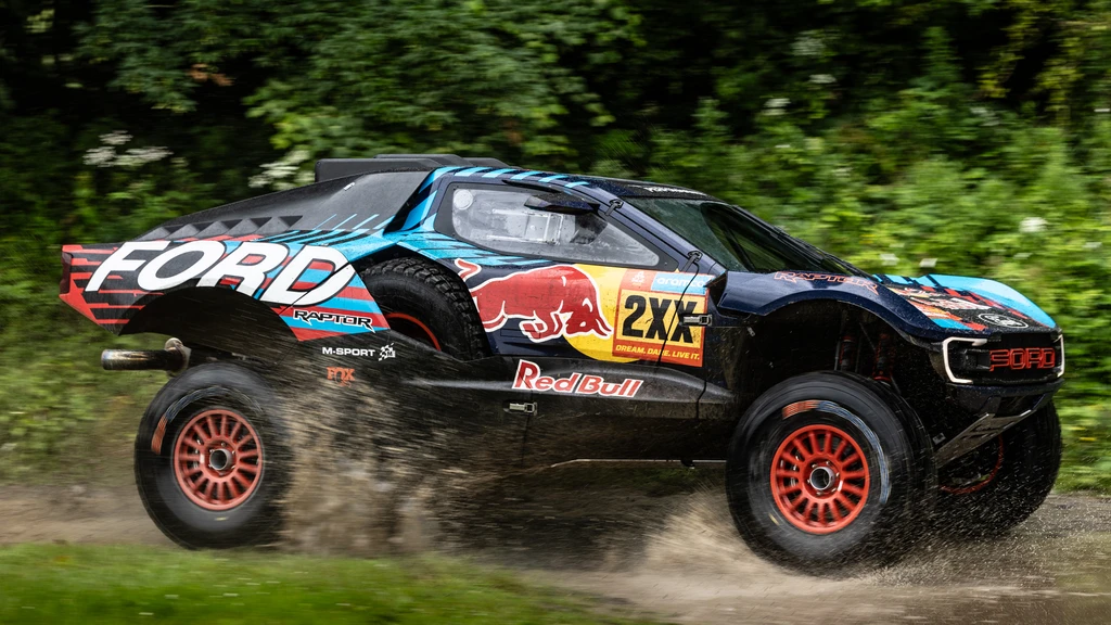 Ford quiere conquistar el Dakar antes que la F1