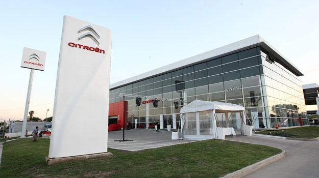 Naum inauguró nuevo local modelo Citroën en Córdoba