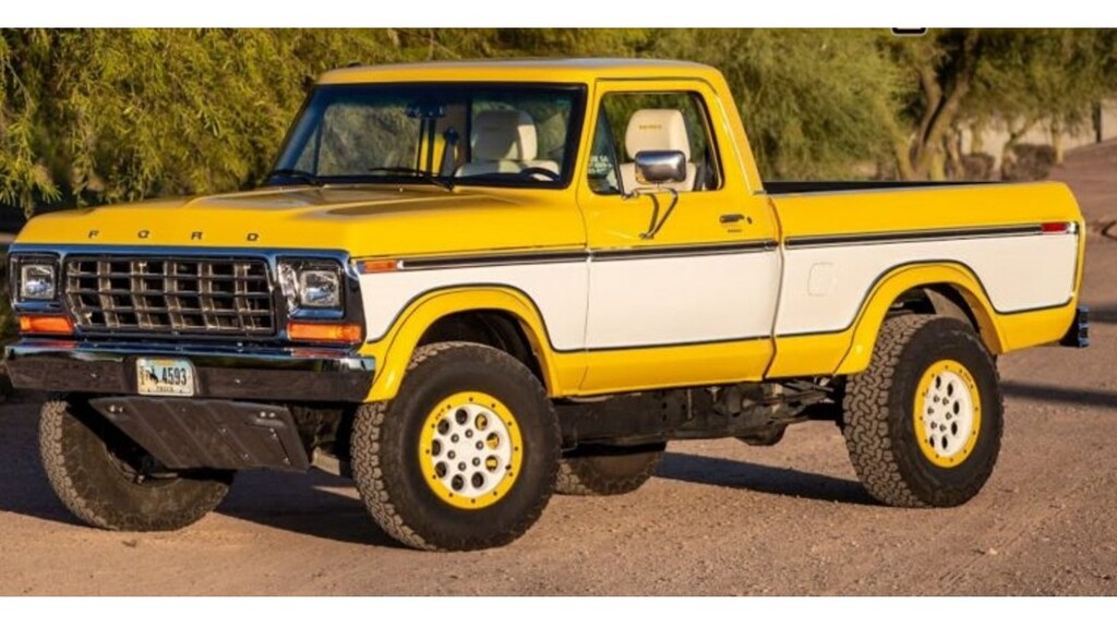 Esta Ford F-150 1979 tiene alma de Raptor; ofrece casi 600 hp