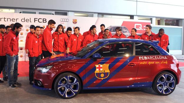 Messi , Mascherano y los jugadores del Barça reciben nuevos Audi
