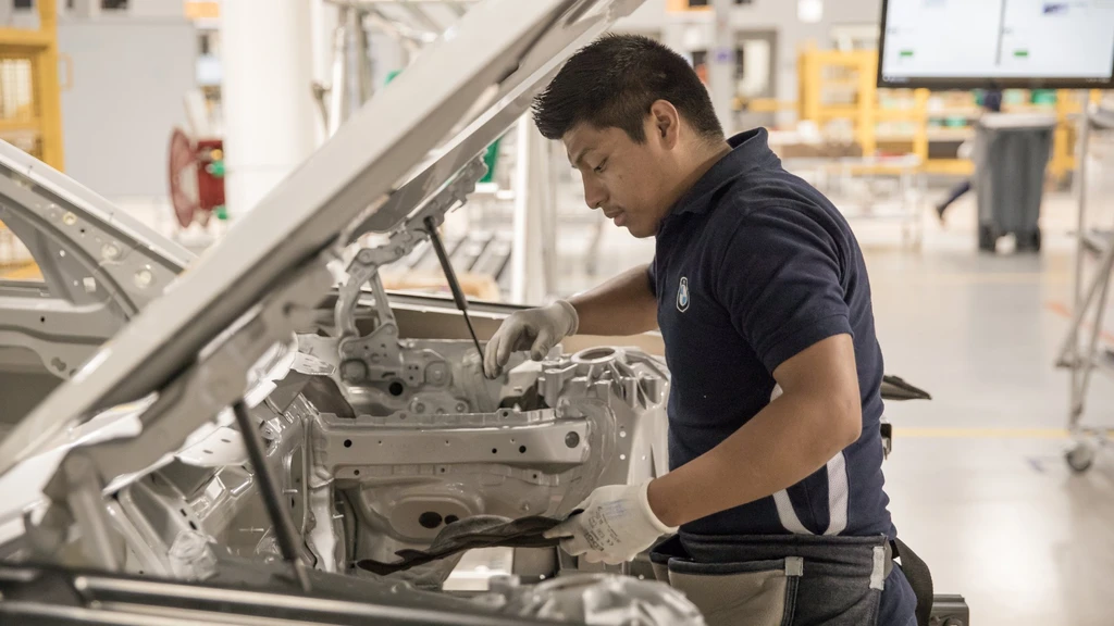 Mexico’s Automotive Manufacturing Powerhouse: A Look at the Country’s Expanding Production Footprint