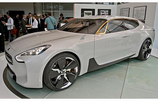 Kia GT Concept: Prototipo Sedán con aires de Coupé