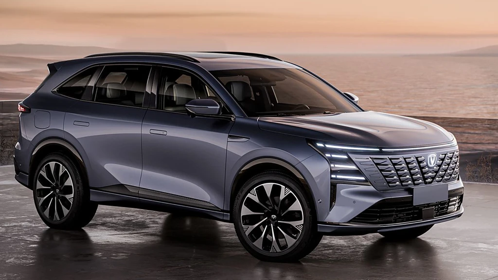 Changan CS75 Plus 2025, con más influencia del UNIT
