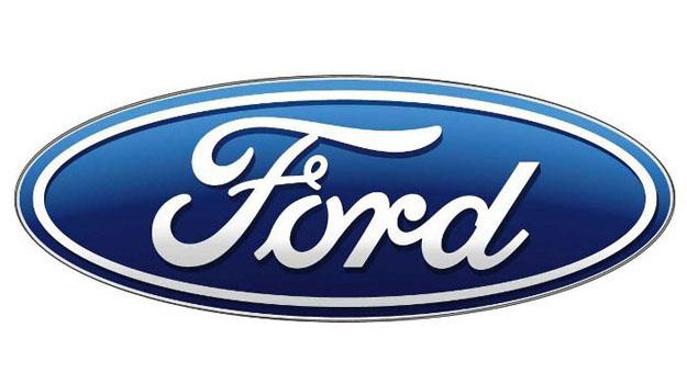 Ford Argentina donó componentes de computación