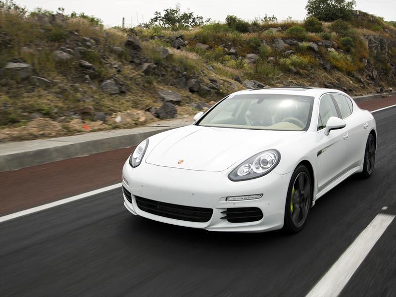 Manejamos El Porsche Panamera S E-Hybrid 2014