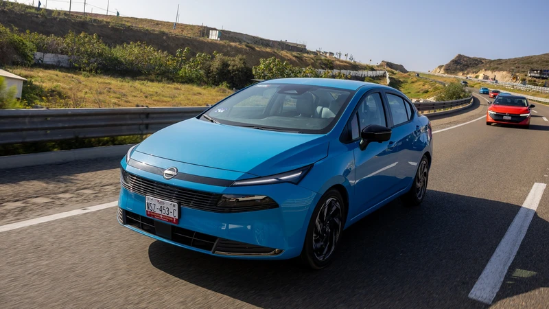 Nissan Versa 2026, primer contacto en México