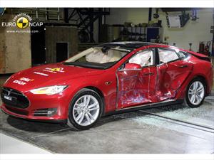 Euro NCAP le pone 5 estrellas al Tesla Model S