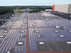 Ford reduce la generación de dióxido de carbono instalando paneles solares