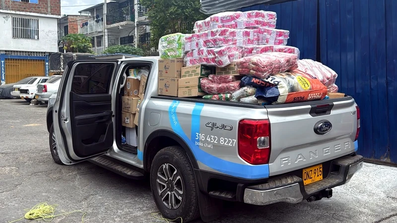 Ford entrega 28 toneladas de alimentos a damnificados por terremoto en Colombia