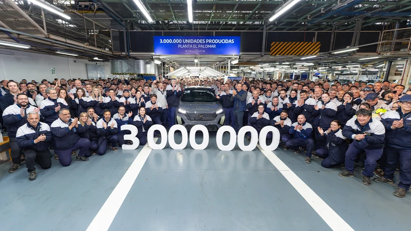 Stellantis celebra las 3 millones de unidades fabricadas en El Palomar