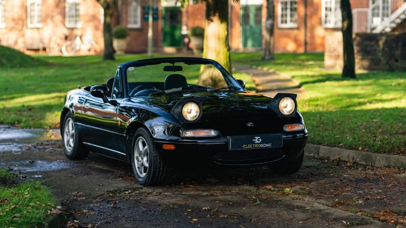 Ahora podés tener un Mazda MX-5 Miata eléctrico, y nadie se va a dar cuenta