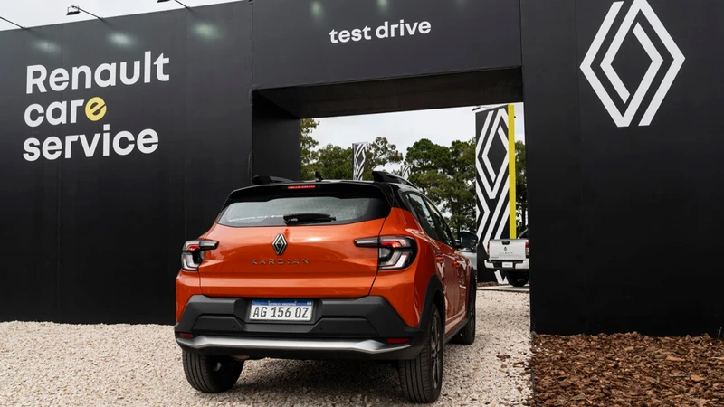 Verano 2025: Renault sigue con sus actividades en la costa argentina hasta Carnaval