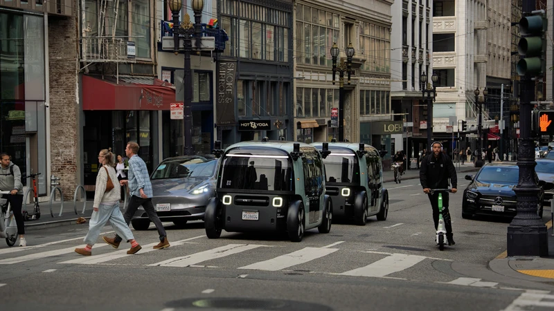 Amazon Zoox recibe permiso para cobrar por sus robotaxis sin volante en Estados Unidos