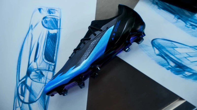 Adidas X Crazyfast Bugatti, las botas de fútbol más lujosas y deportivas