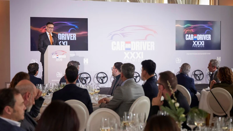 Revista Car and Driver premia a los mejores vehículos del 2025