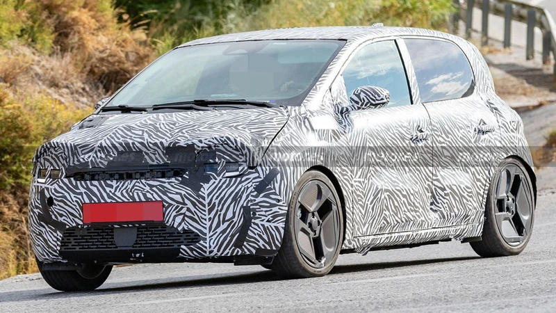 Renault Twingo 2026 eléctrico: primeras fotos con camuflaje y detalles clave