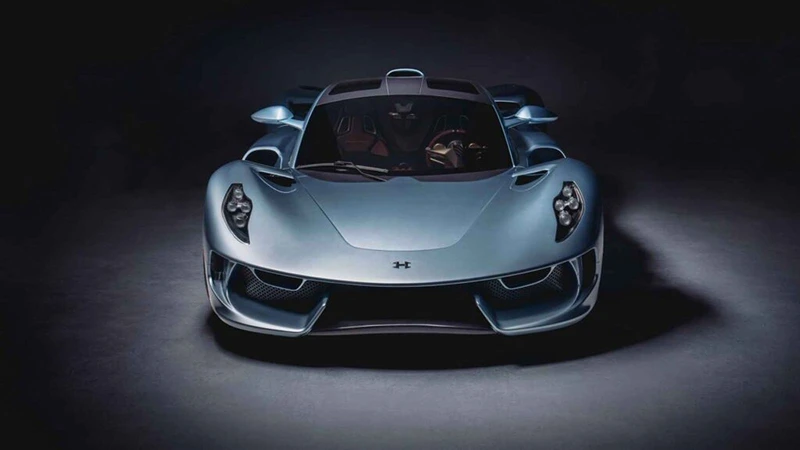 Hennessey presentó su nuevo superauto analógico Blackbird