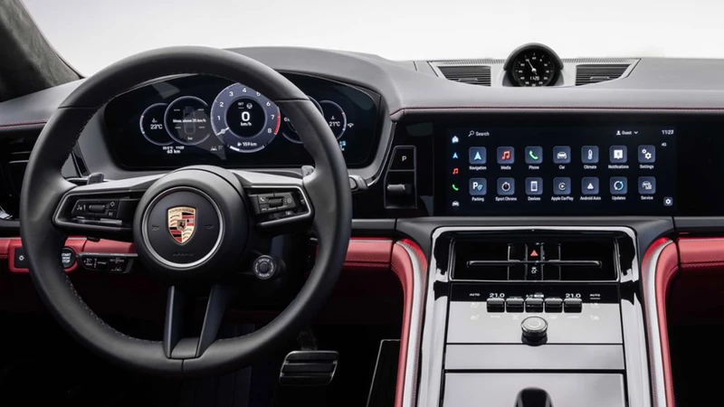 Porsche Panamera estrenará nuevo diseño de interior enfocado al conductor