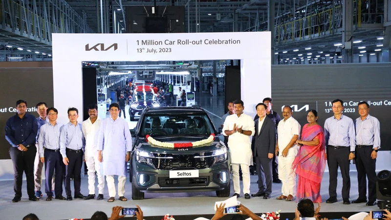 KIA celebra la producción de 1 millón de unidades en India