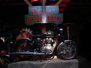 Royal Enfield se lanza en Chile con tres auténticas motos vieja escuela