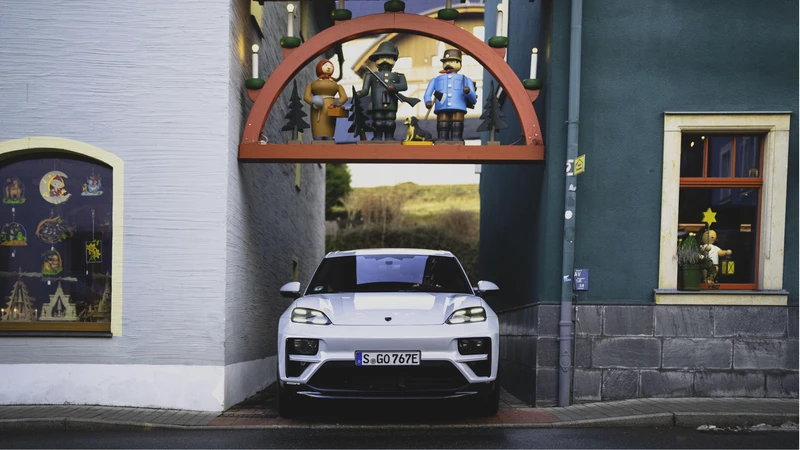 La Silberstraße en invierno: historia y paisaje desde el Macan Electric