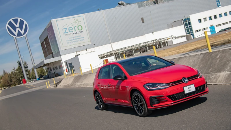 Volkswagen Golf vuelve a producirse en México a partir de 2027