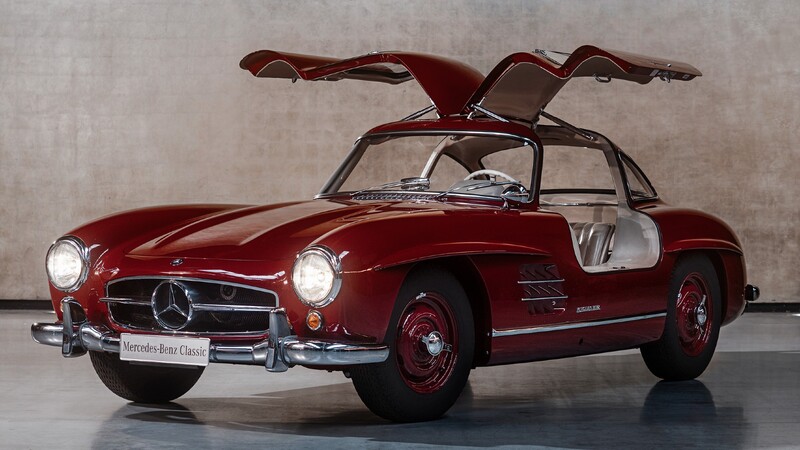 La historia del Mercedes-Benz SL, el auto deportivo que tiene como origen el "Alas de Gaviota"