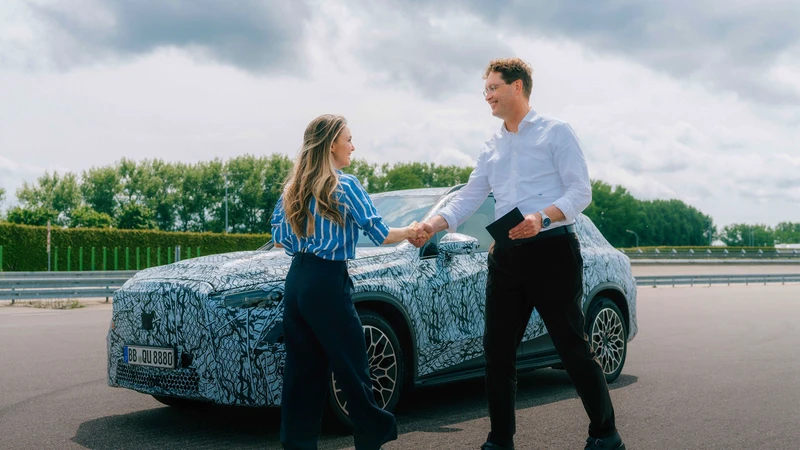 El CEO de Mercedes-Benz nos adelanta cinco claves del nuevo GLC eléctrico