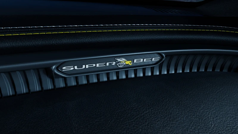 Adrenalina: Dodge Charger Super Bee 2027