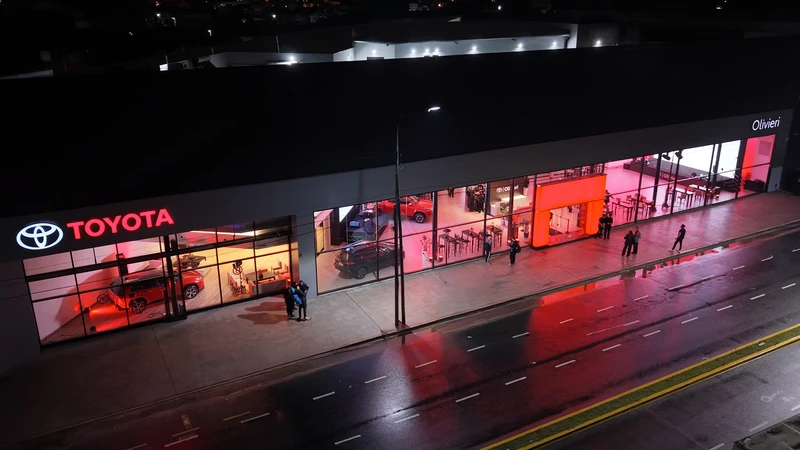 Toyota abre un nuevo concesionario en Ciudadela