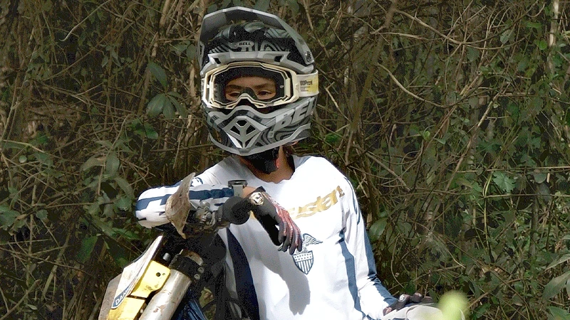 Colombiana Daniella Acosta busca hacer historia en el Six Days de Enduro 2026