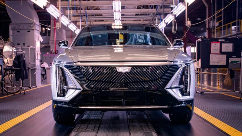 GM cambia de estrategia y prepara baterías más baratas para sus próximos eléctricos