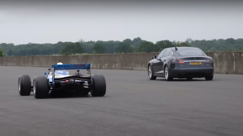 Tesla Model S vs un Benetton F1 de 1997, descubre cuál fue el ganador