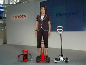 Toyota Winglet: Viajar de pie en dos ruedas