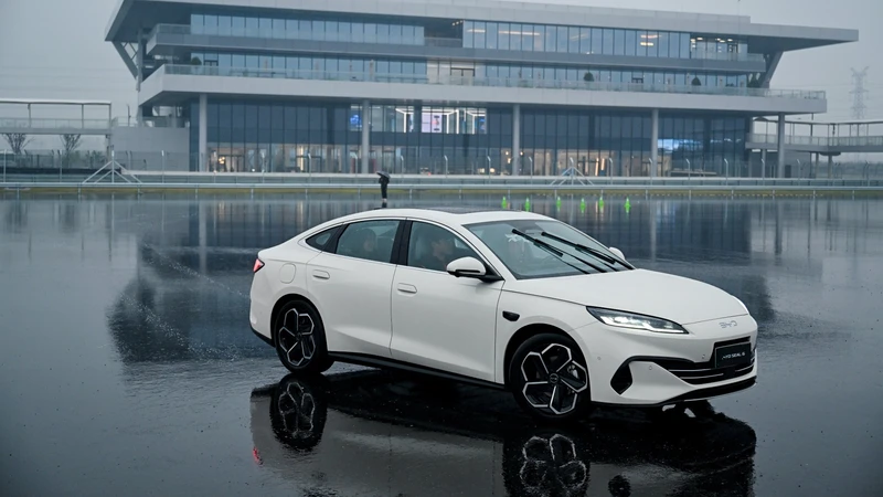 BYD Seal 6, primer contacto en China con el posible sustituto del King