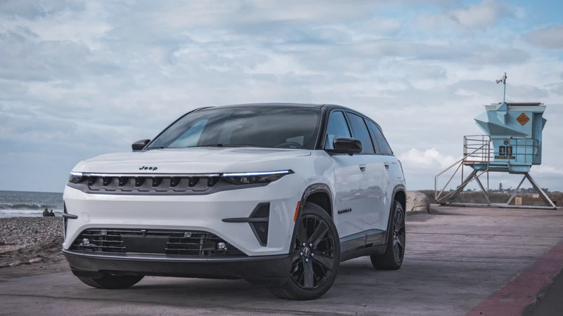 Jeep Wagoneer S 2025, primer manejo desde EE.UU. con esta SUV eléctrica que llega con todo