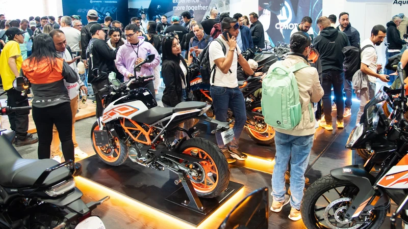 Mercado de motos en Colombia crece 28,94 % y se acerca a 900.000 registros en 2026