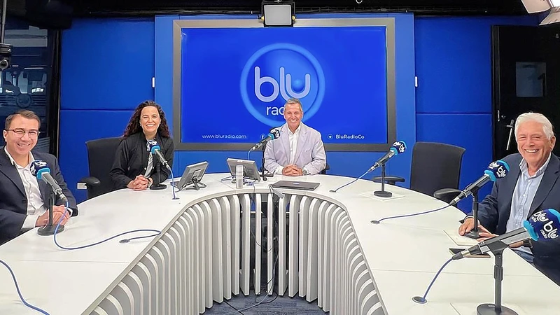 Autos y Motos alcanza 700 emisiones en Blu Radio tras más de 10 años al aire