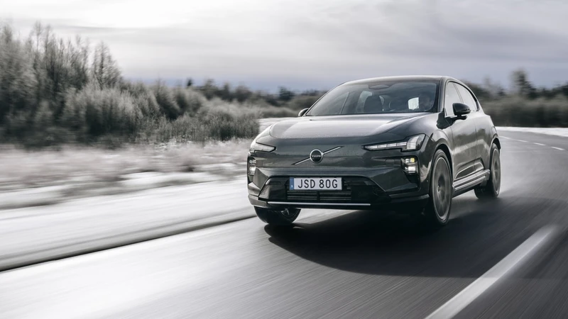 Volvo EX50 el nuevo crossover EV que sustituirá a la EX40