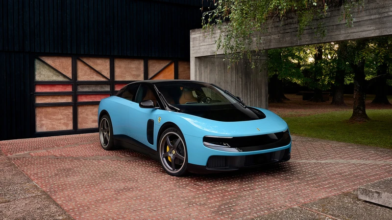 Ferrari Luce debuta como el primer eléctrico de Ferrari con 1,050 caballos y cinco plazas