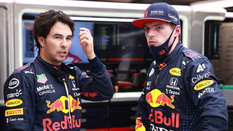 Sergio “Checo” Pérez extiende su contrato con Red Bull Racing Honda para la temporada 2022
