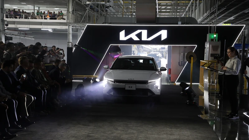 Kia produce 2 millones de unidades en México