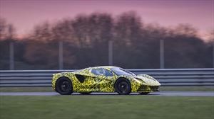 Lotus Evija, el próximo hiperdeportivo eléctrico británico se luce en pista