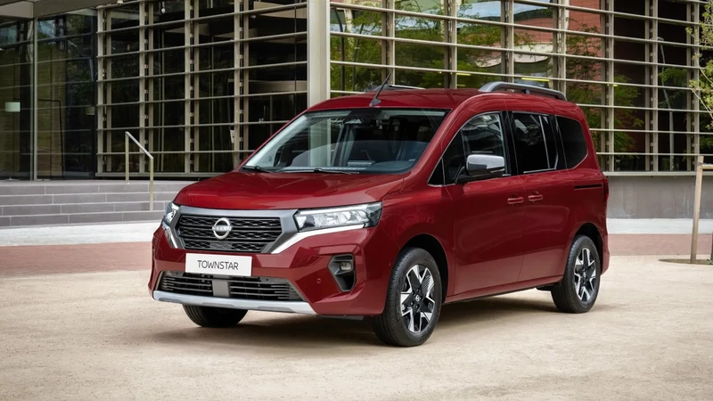 Nissan Townstar Evalia: una minivan compacta que incluso tiene sentido para México